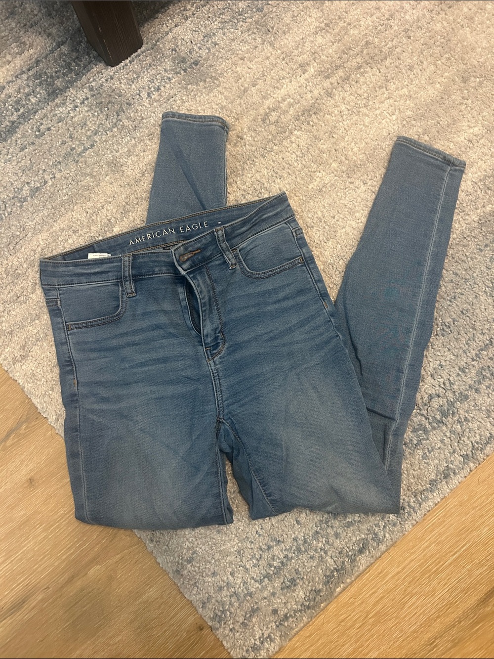 American Eagle Outfitters High-Rise Skinny Jeans in Light Blue Wash